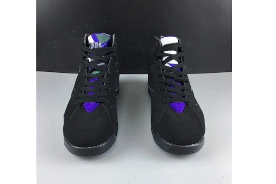 304775-053 RAY ALLEN RETRO BUCKS AIR 304775-053 JORDAN 7 0320